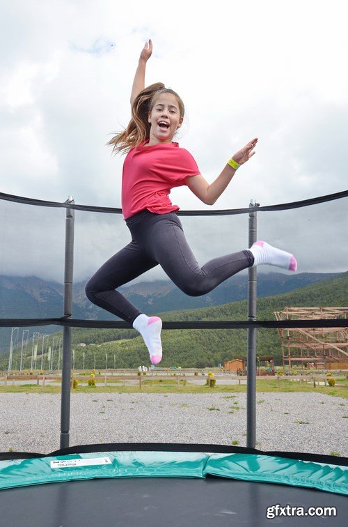 People jumping on the trampoline, 10 x UHQ JPEG.