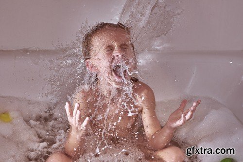 Child bathing - 5 UHQ JPEG
